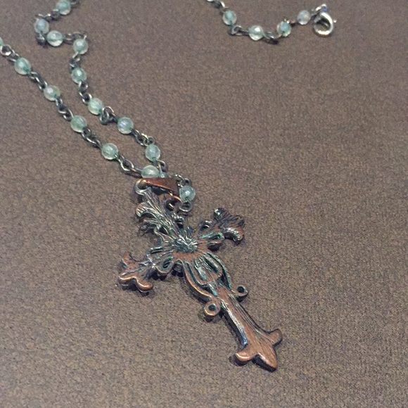 Cross necklace - Picture 4 of 4